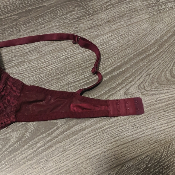 La Senza | Light Push Up Bra ❤️ - Picture 2 of 4